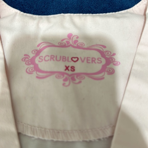 Scrub Top and Pants - Picture 3 of 10